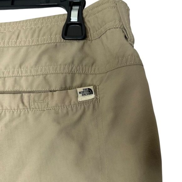 🔸BUNDLE ONLY🔸 |EUC| NORTH FACE Lightweight Capri Hiking Pants - Picture 7 of 10